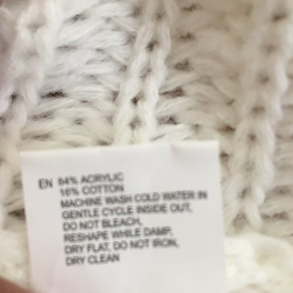 Francesca's ALYA Martha Turtleneck Knit Poncho Sweater Size S/M - Picture 11 of 11